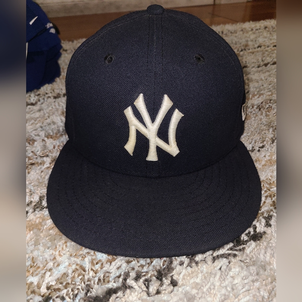 Yankees size 6 7/8